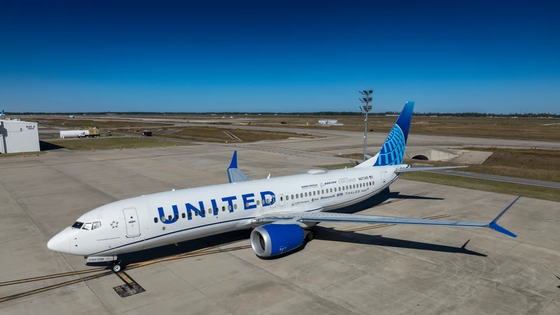 Aeronave de United 737-8, Boeing ecoDemonstrator Explorer 2025. Foto: Boeing